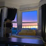 Room With A View Catford, Homestay